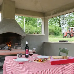 Ferienhaus Zwei Zedern, Pićan